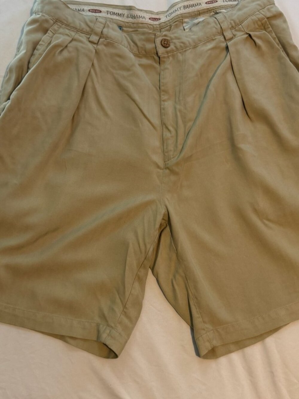 Tommy Bahama Zip Pleated Front 100% Silk Bermuda Shorts